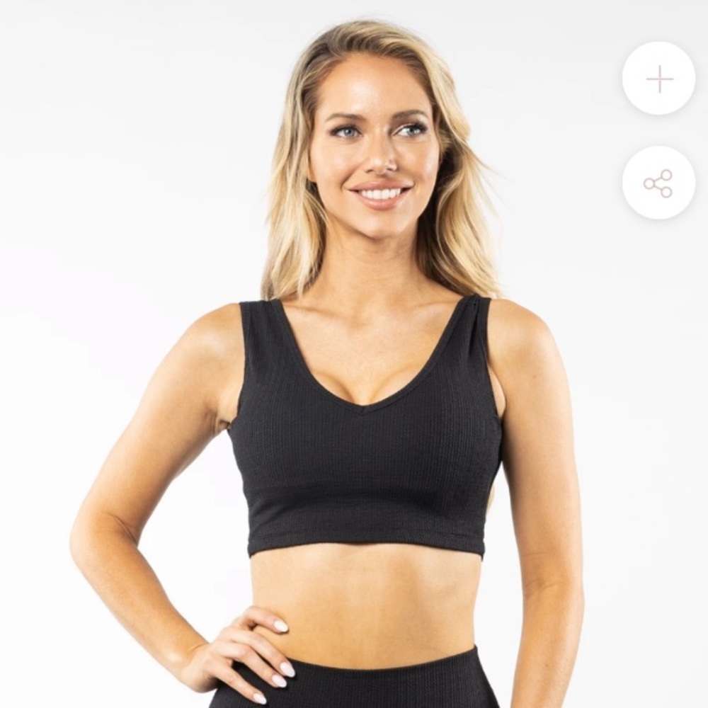 BuffBunny Supply Top, Black Diamond, Small